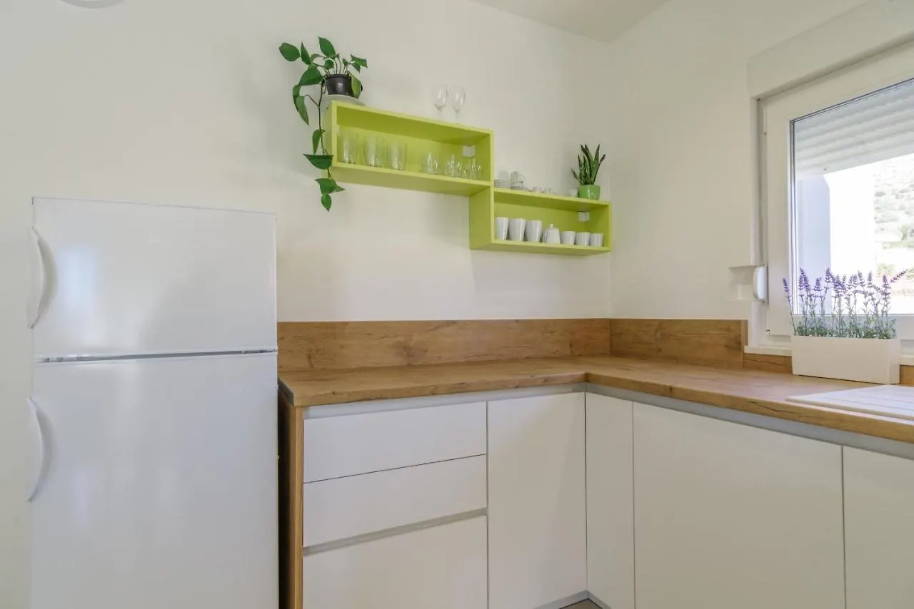 Apartment S-7 Trogir
